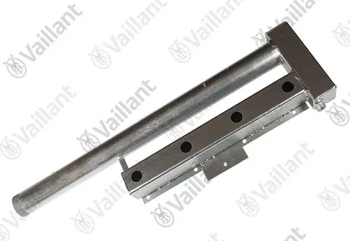 Vaillant Verteiler aus Metall für Warmwasser mit einem langen rohrförmigen Element und einem geraden Anschlussstück.